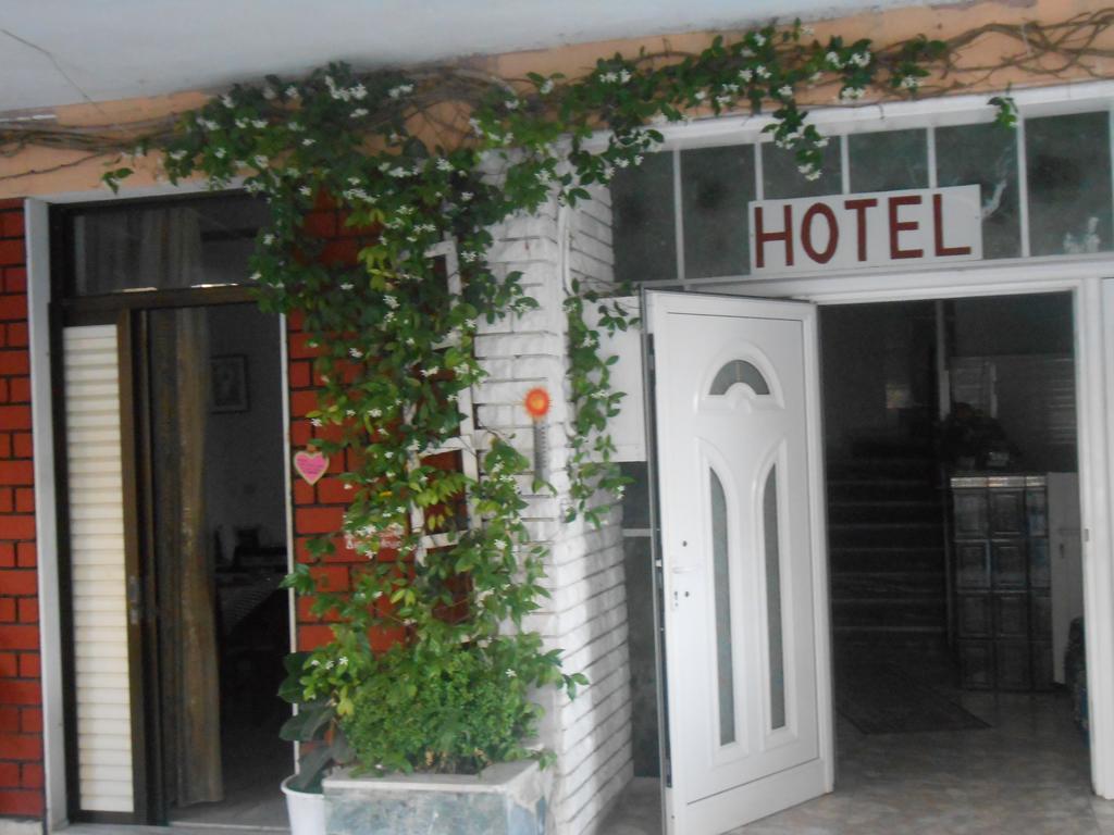 Hotel Germany Paralia Katerinis Bagian luar foto